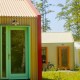 Esta vila colorida e movida a energia solar foi criada para pessoas em situação de rua na Holanda
